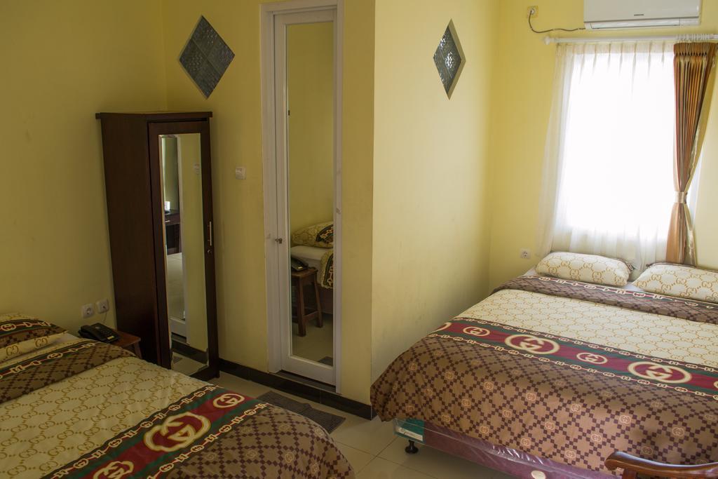 Guest House Salon Fora Gegerkalong Setiabudhi Bandung Chambre photo