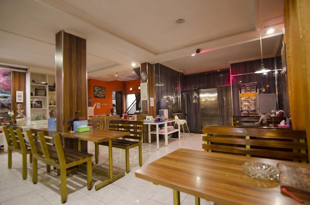 Guest House Salon Fora Gegerkalong Setiabudhi Bandung Extérieur photo