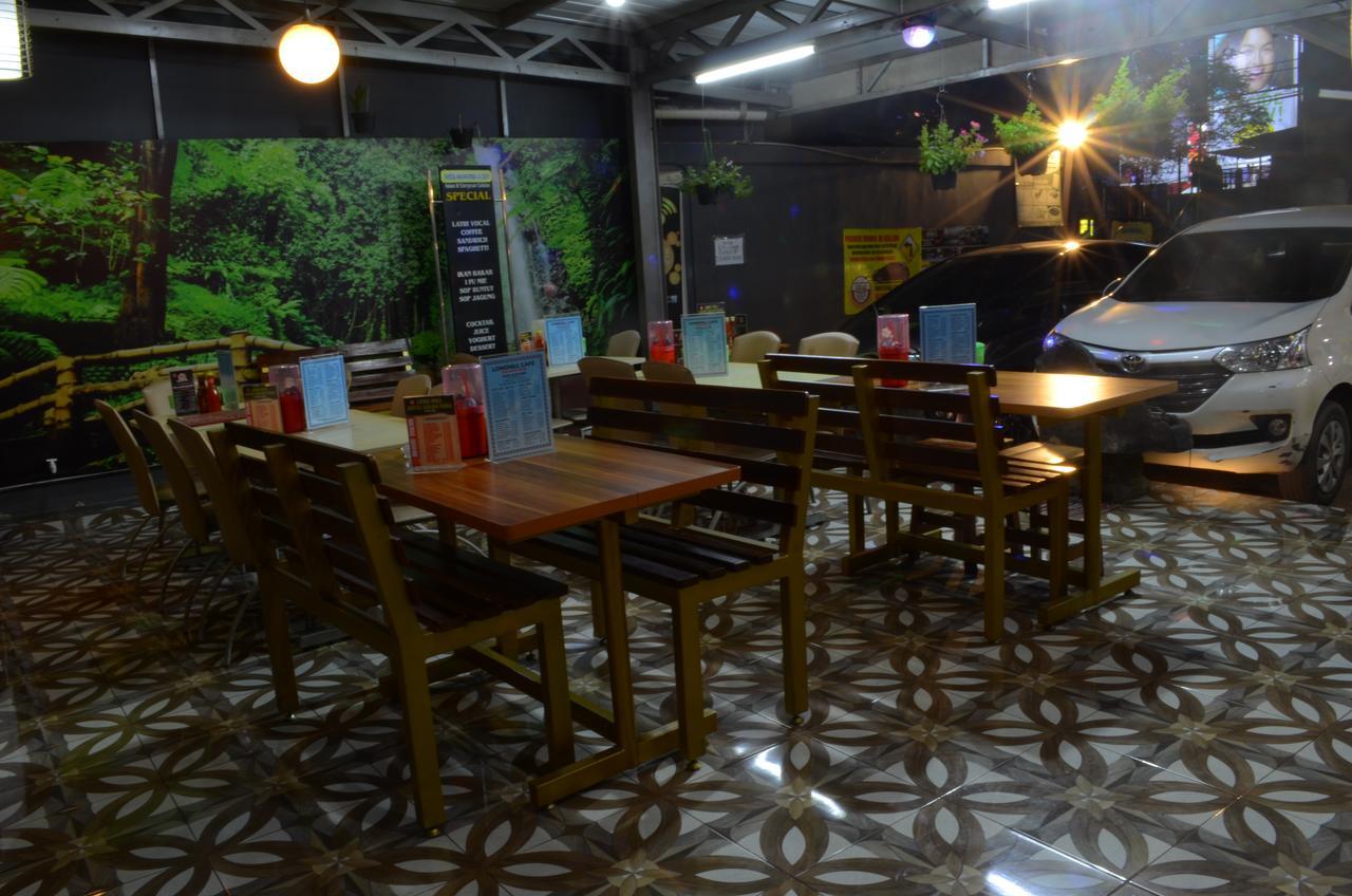 Guest House Salon Fora Gegerkalong Setiabudhi Bandung Extérieur photo